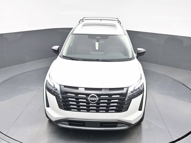 2026 Everest White Pearl Tricoat Nissan Pathfinder SL 4X4 SUV