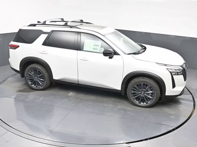 2026 Everest White Pearl Tricoat Nissan Pathfinder SL 4X4 SUV