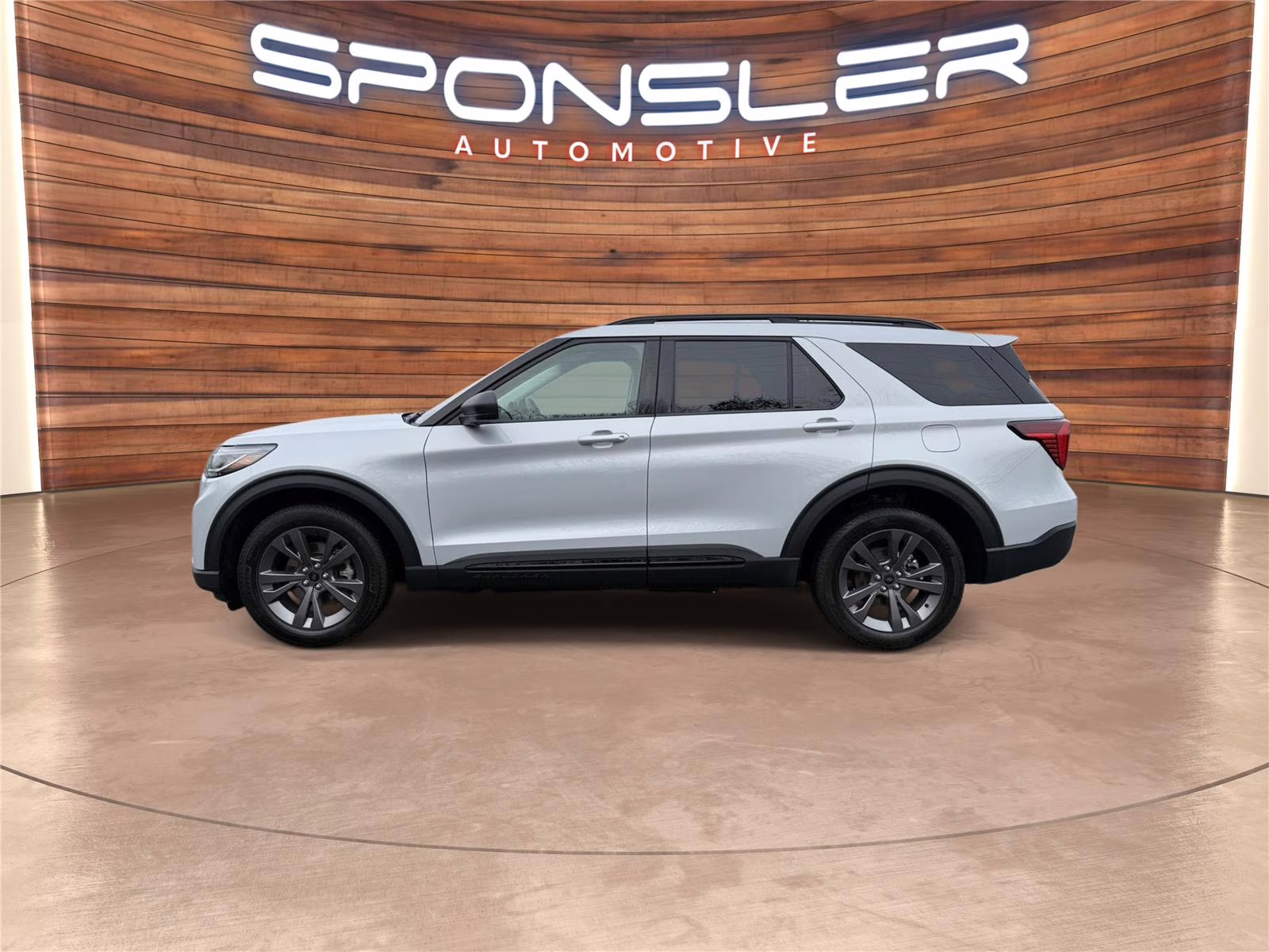 2026 Space White Metallic Ford Explorer Active w/200A Pkg 4X4 SUV