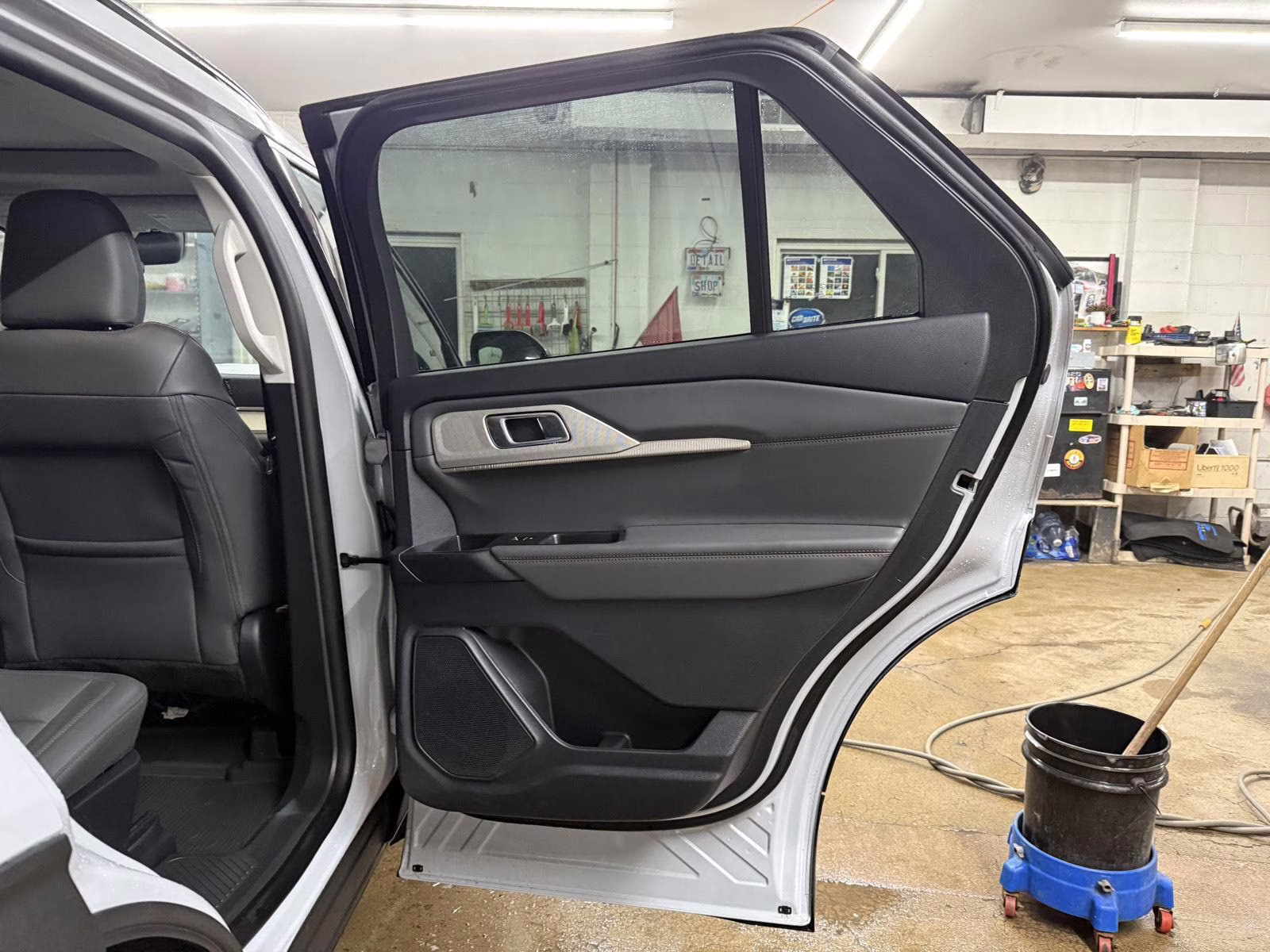 2026 Space White Metallic Ford Explorer Active w/200A Pkg 4X4 SUV