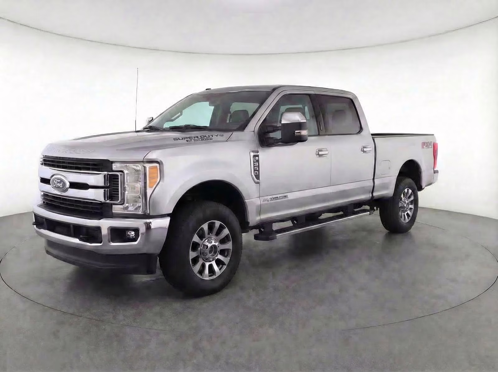 2019 Ingot Silver Ford Super Duty F-350 SRW XLT 4X4 Truck