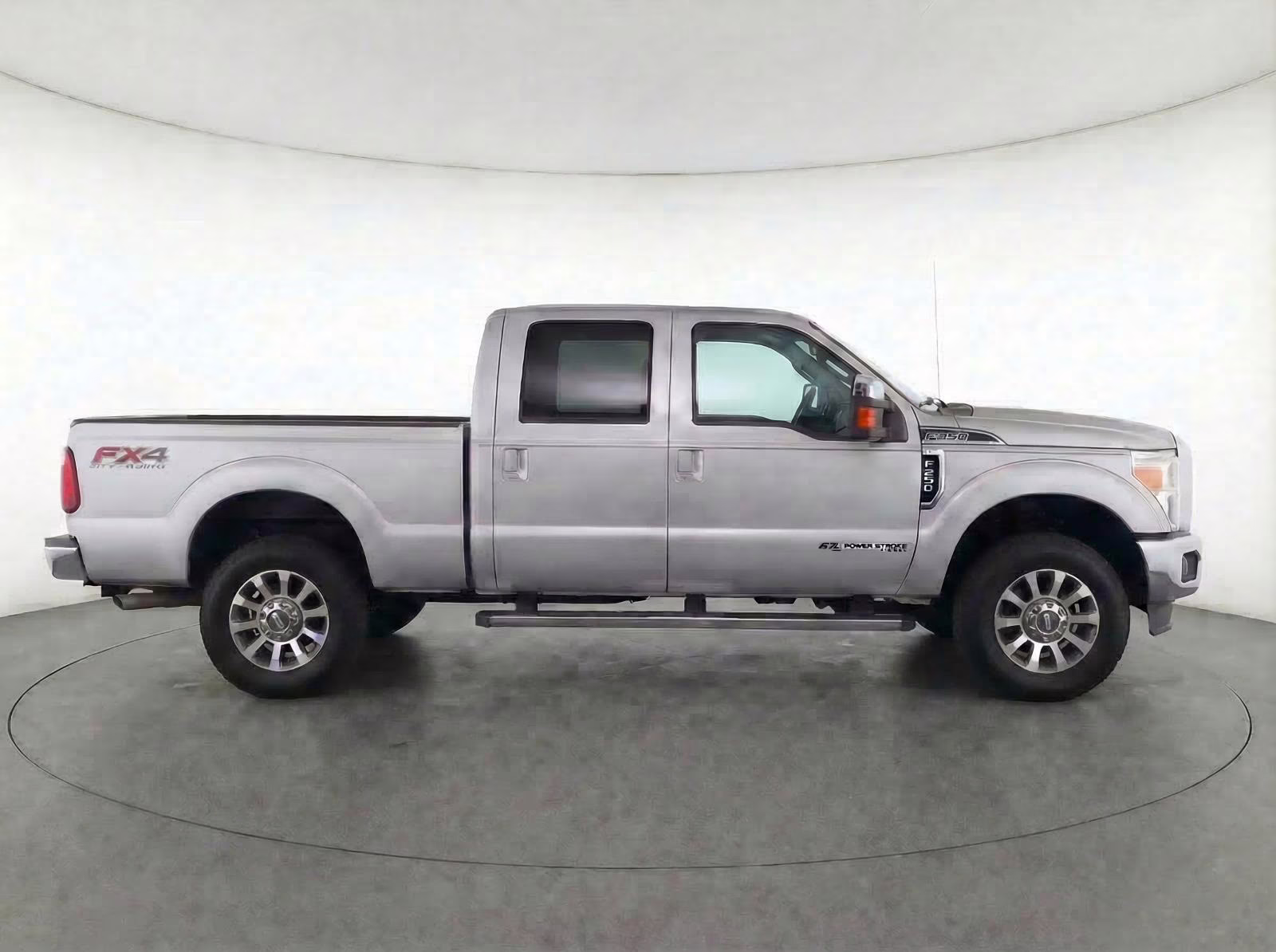 2019 Ingot Silver Ford Super Duty F-350 SRW XLT 4X4 Truck