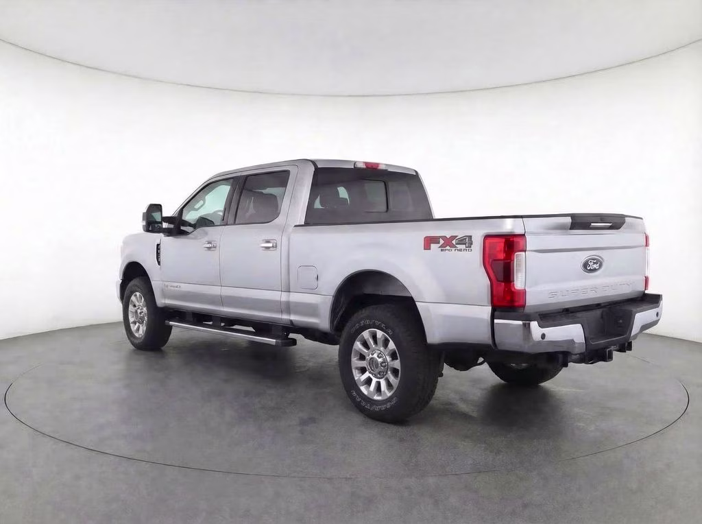 2019 Ingot Silver Ford Super Duty F-350 SRW XLT 4X4 Truck