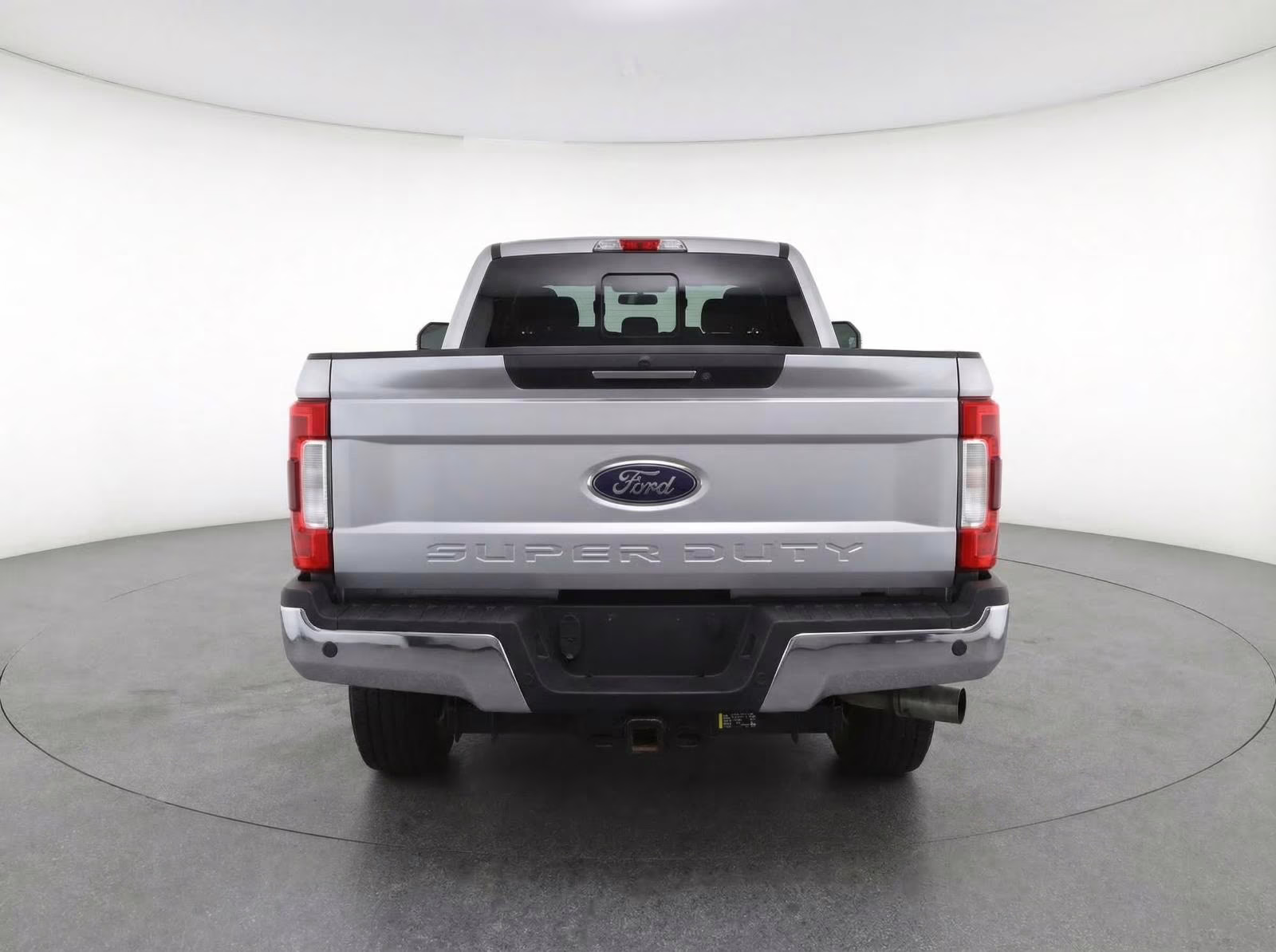 2019 Ingot Silver Ford Super Duty F-350 SRW XLT 4X4 Truck