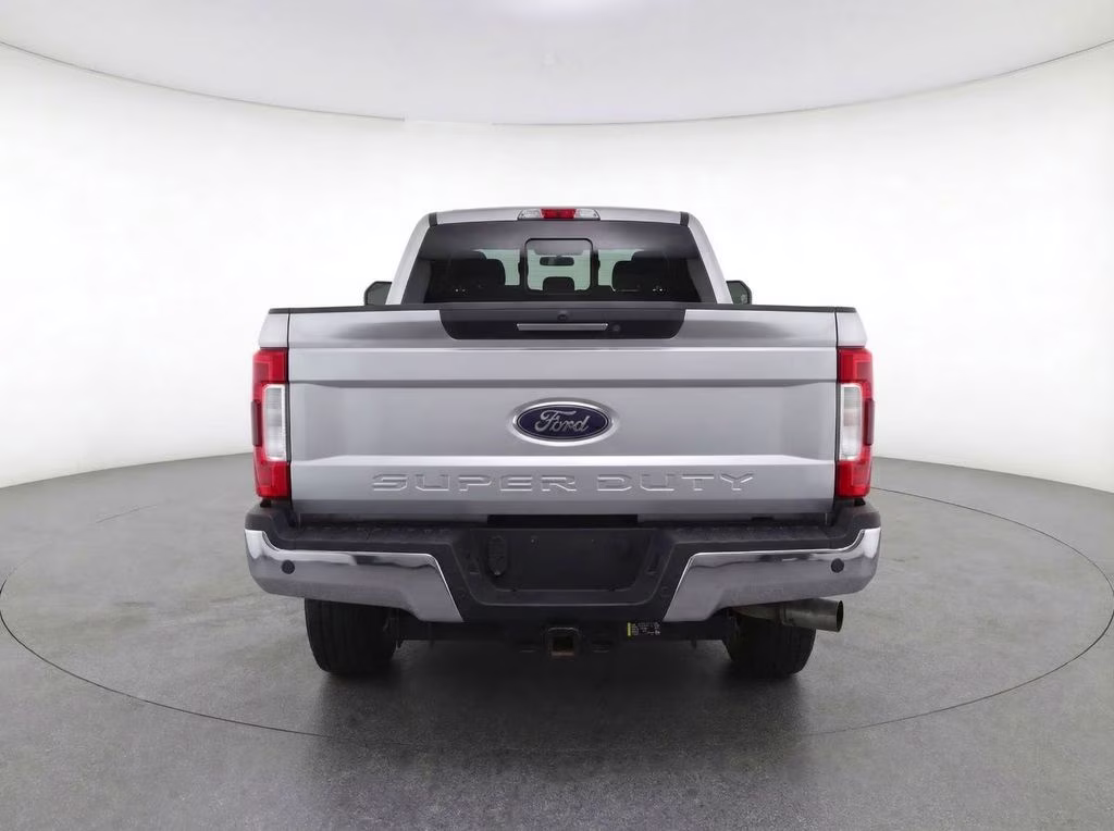 2019 Ingot Silver Ford Super Duty F-350 SRW XLT 4X4 Truck