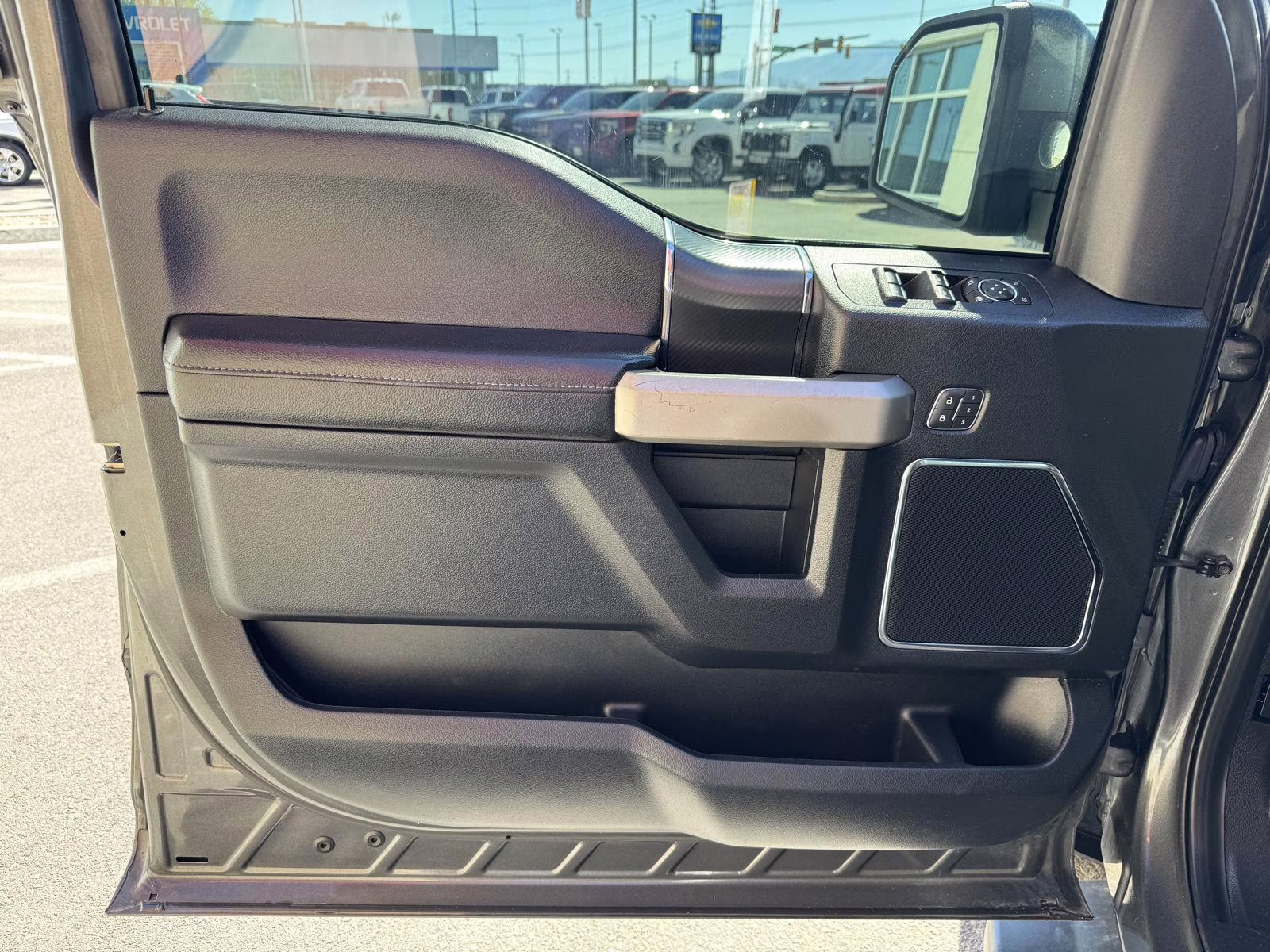 2019 Magnetic Ford F-150 LARIAT 4X4 Truck
