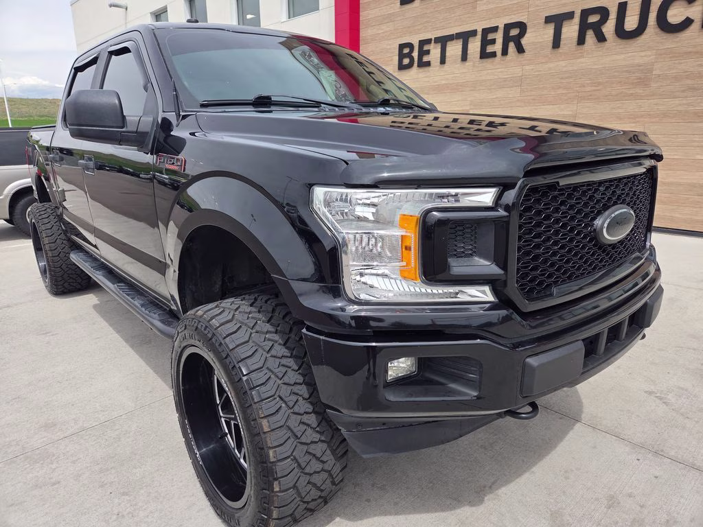 2019 Black Metallic Ford F-150 XL 4X4 Truck