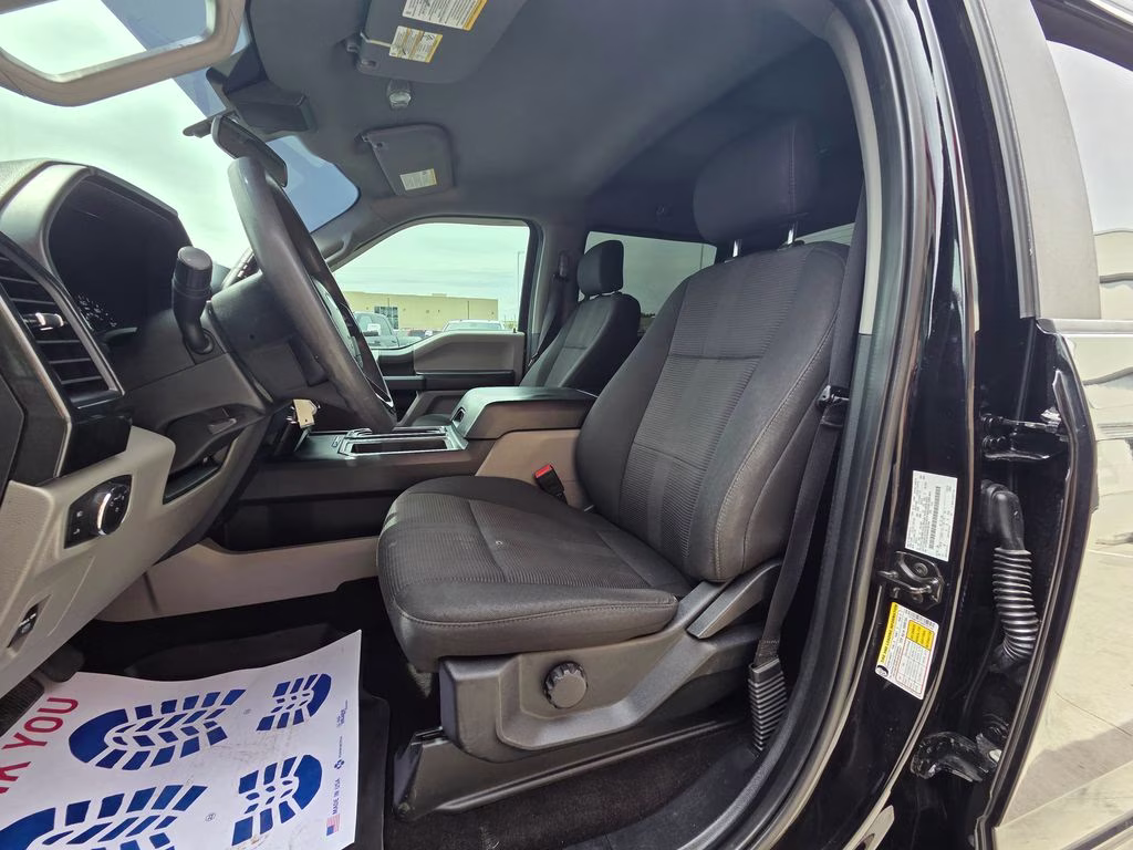 2019 Black Metallic Ford F-150 XL 4X4 Truck