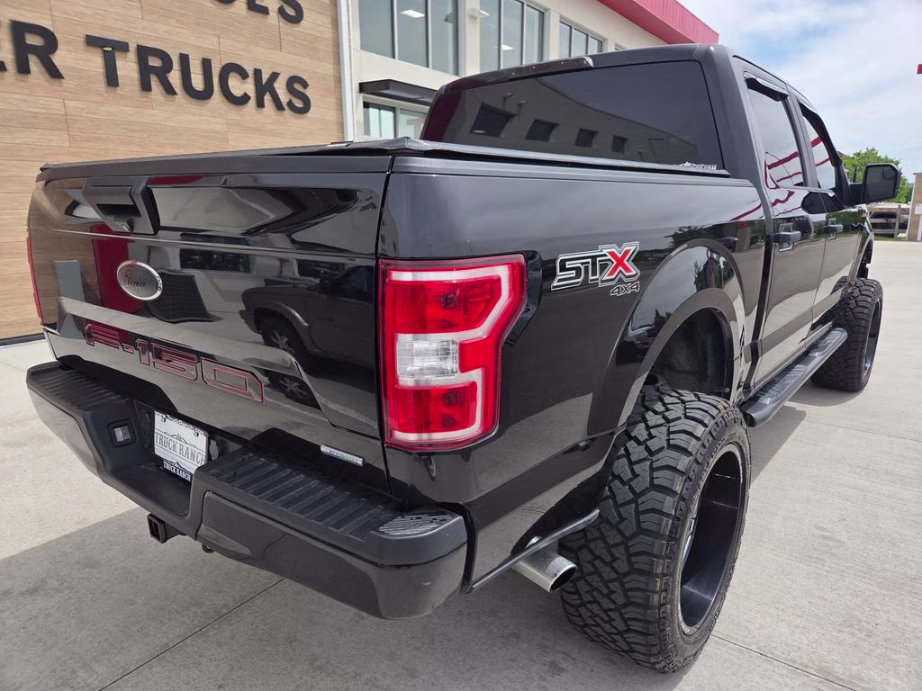 2019 Black Metallic Ford F-150 XL 4X4 Truck