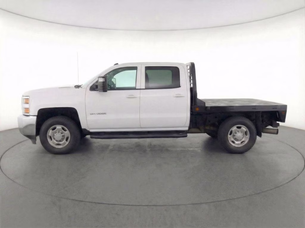 2024 Summit White Chevrolet Silverado 3500HD LT 4X4 Truck