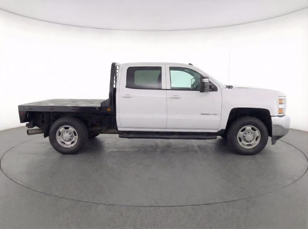 2024 Summit White Chevrolet Silverado 3500HD LT 4X4 Truck