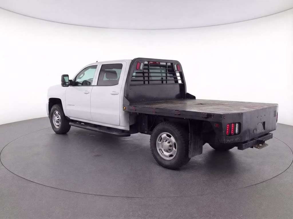 2024 Summit White Chevrolet Silverado 3500HD LT 4X4 Truck
