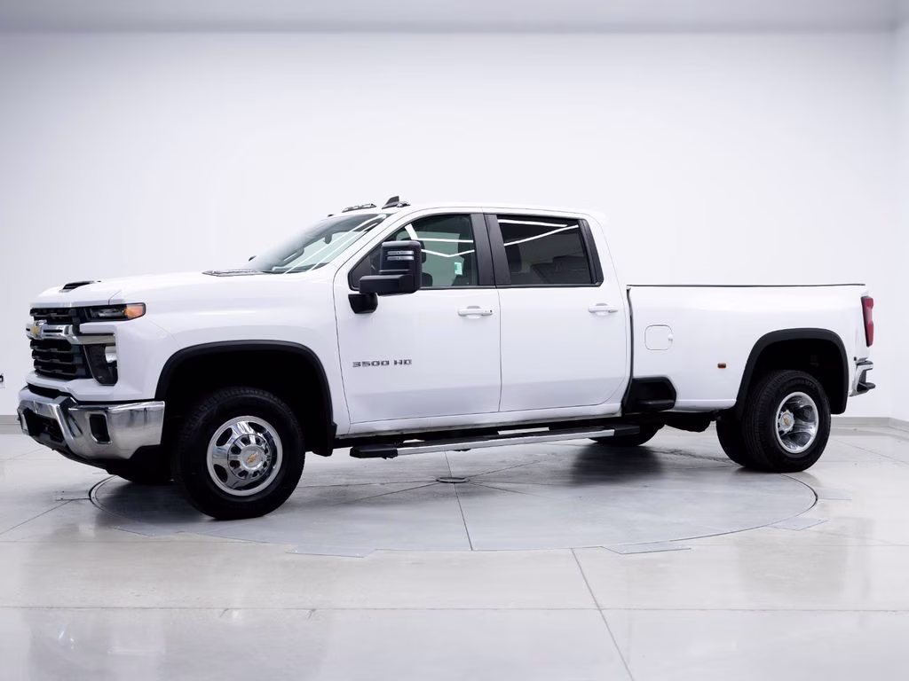 2024 Summit White Chevrolet Silverado 3500HD LT 4X4 Truck