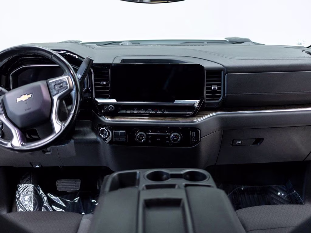 2024 Summit White Chevrolet Silverado 3500HD LT 4X4 Truck