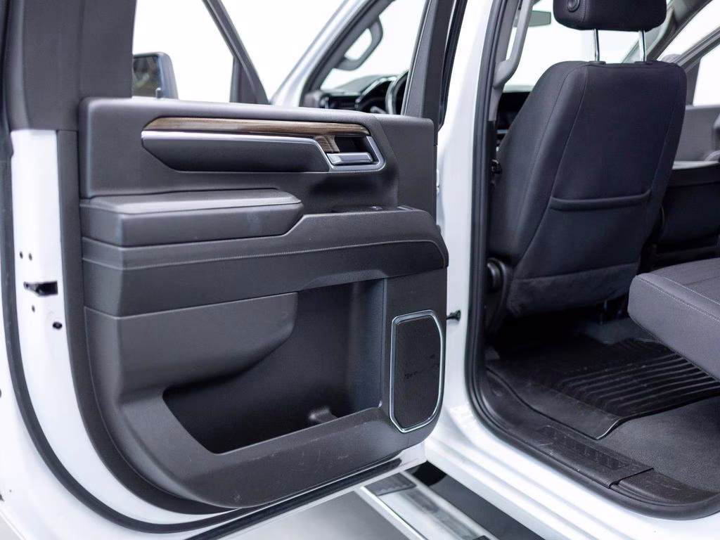 2024 Summit White Chevrolet Silverado 3500HD LT 4X4 Truck