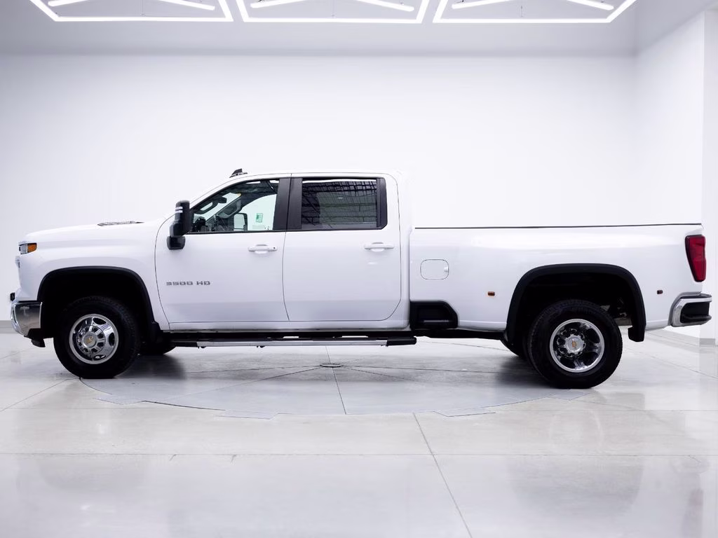 2024 Summit White Chevrolet Silverado 3500HD LT 4X4 Truck
