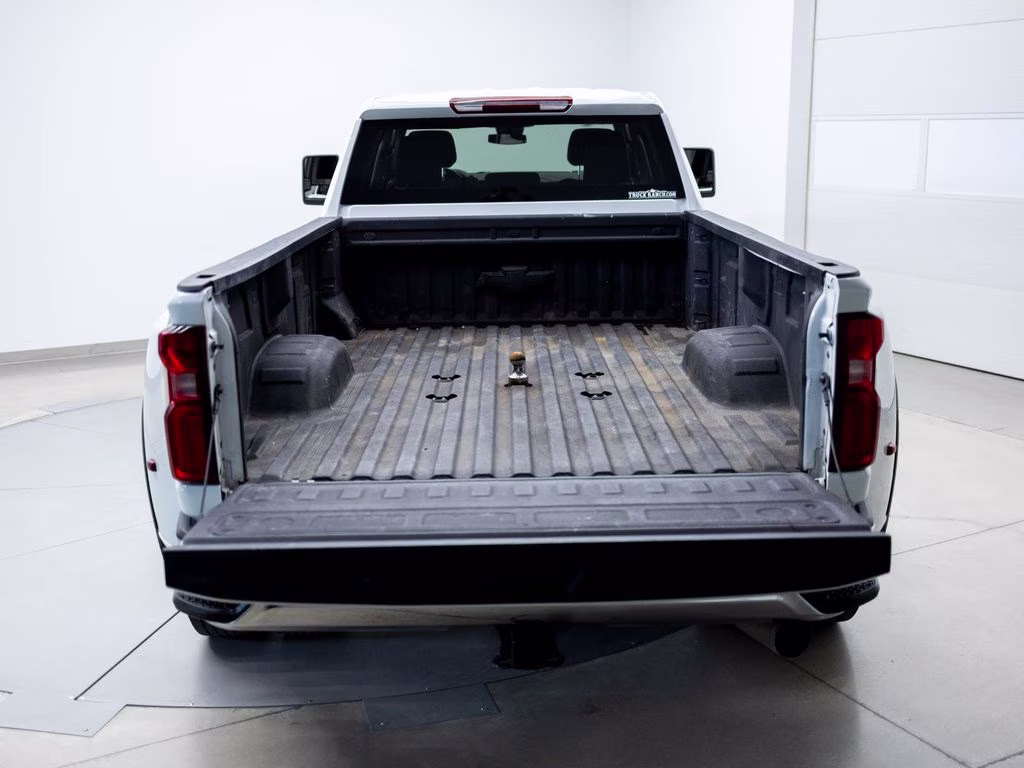 2024 Summit White Chevrolet Silverado 3500HD LT 4X4 Truck