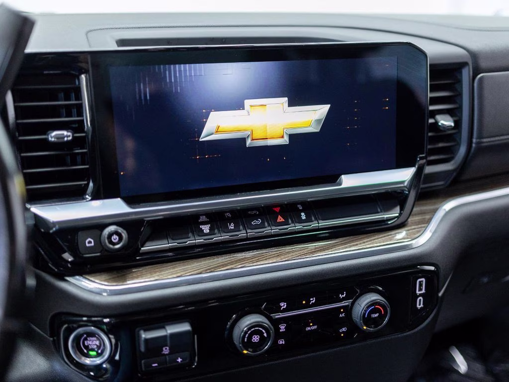 2024 Summit White Chevrolet Silverado 3500HD LT 4X4 Truck