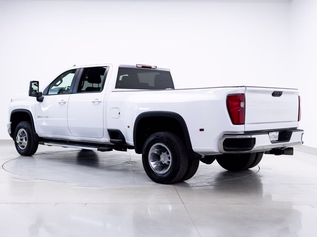 2024 Summit White Chevrolet Silverado 3500HD LT 4X4 Truck