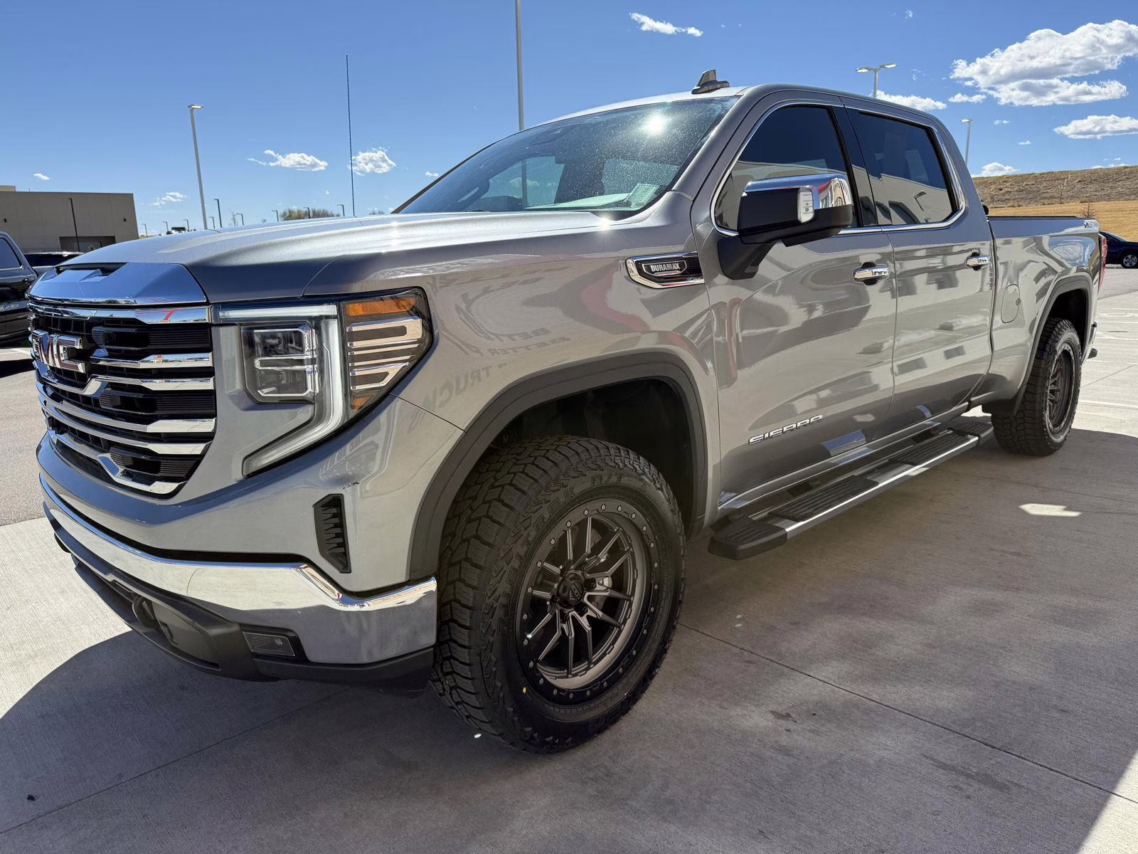 2023 Sterling Metallic GMC Sierra 1500 SLT 4X4 Truck