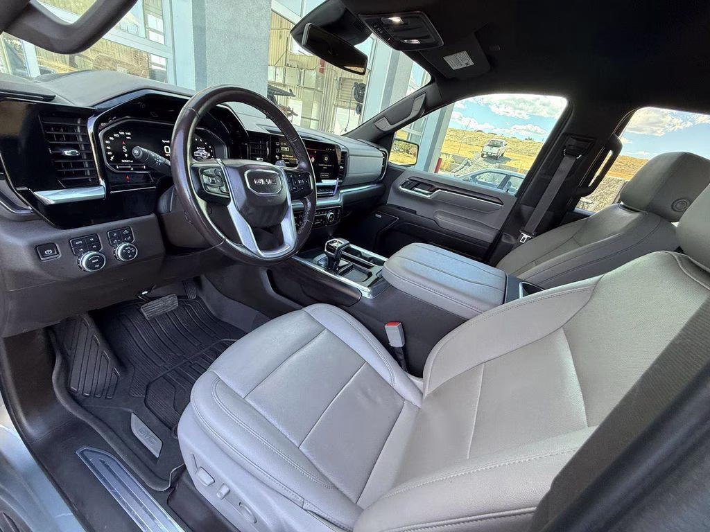 2023 Sterling Metallic GMC Sierra 1500 SLT 4X4 Truck