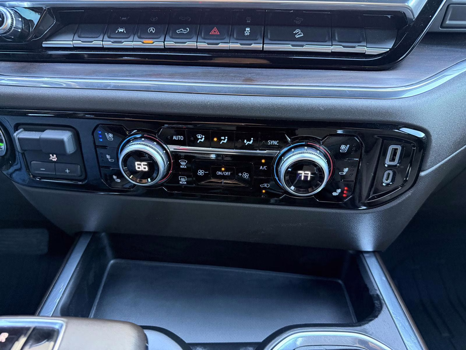 2023 Sterling Metallic GMC Sierra 1500 SLT 4X4 Truck