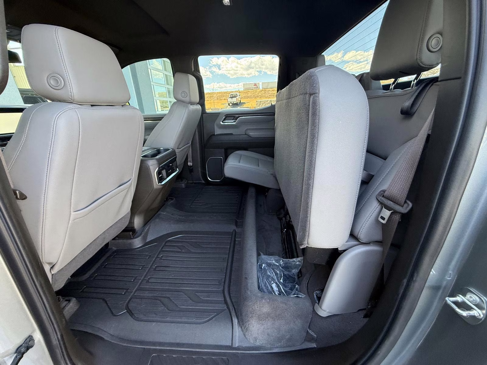 2023 Sterling Metallic GMC Sierra 1500 SLT 4X4 Truck