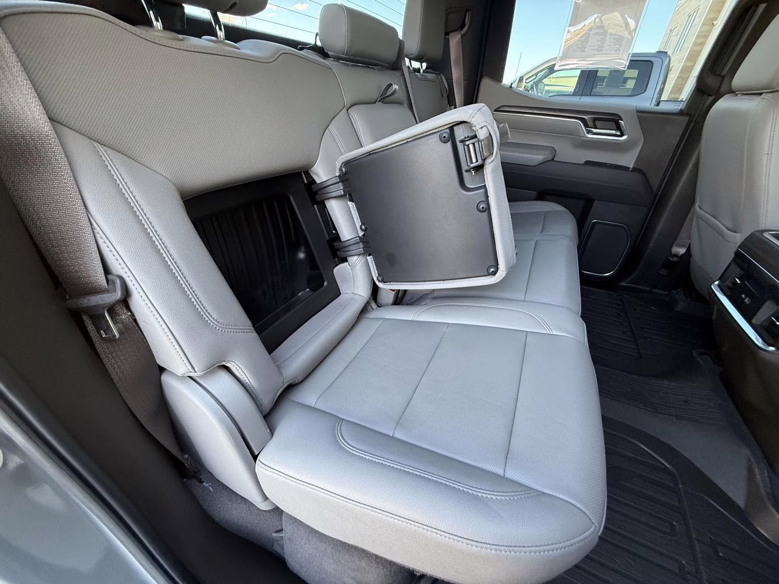 2023 Sterling Metallic GMC Sierra 1500 SLT 4X4 Truck