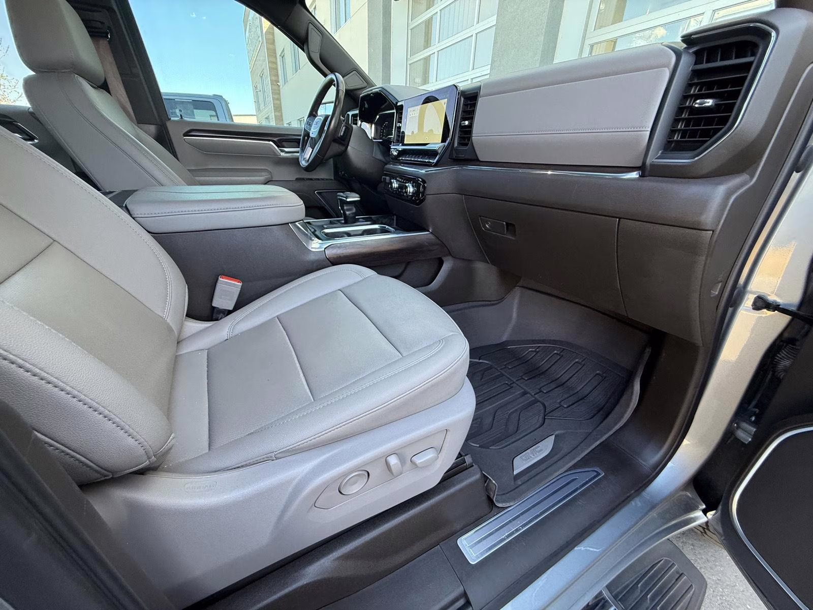 2023 Sterling Metallic GMC Sierra 1500 SLT 4X4 Truck