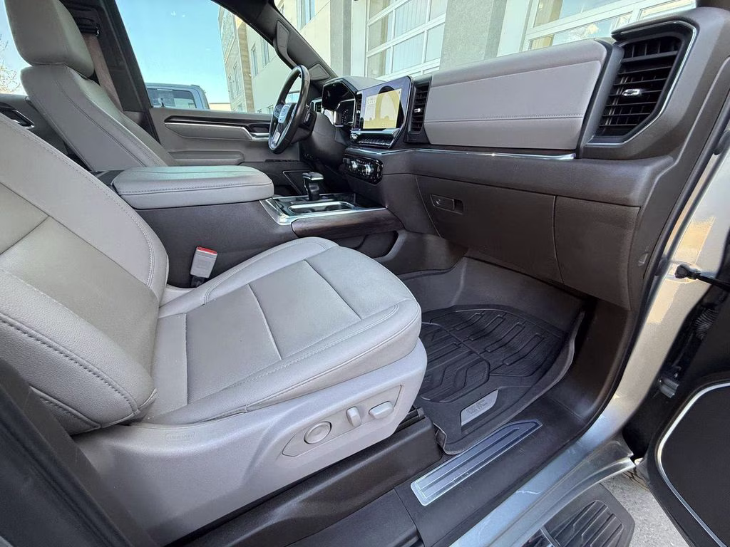 2023 Sterling Metallic GMC Sierra 1500 SLT 4X4 Truck
