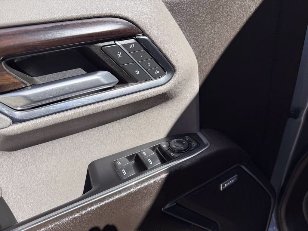 2023 Sterling Metallic GMC Sierra 1500 SLT 4X4 Truck