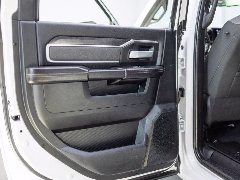 2021 Bright White Clearcoat Ram 2500 Big Horn 4X4 Truck