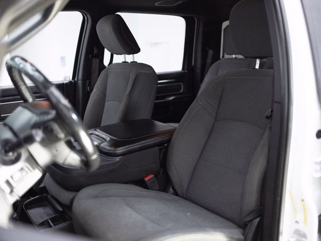2021 Bright White Clearcoat Ram 2500 Big Horn 4X4 Truck