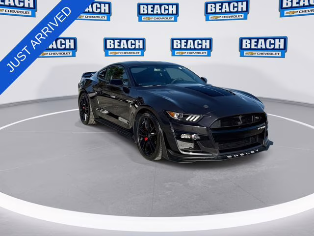 2022 Gray Metallic Ford Mustang Shelby GT500 RWD Coupe
