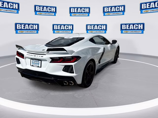 2021 Arctic White Chevrolet Corvette Stingray RWD Coupe