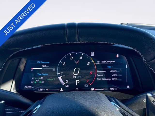 2021 Arctic White Chevrolet Corvette Stingray RWD Coupe