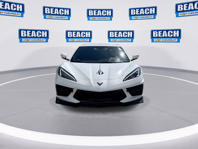 2021 Arctic White Chevrolet Corvette Stingray RWD Coupe