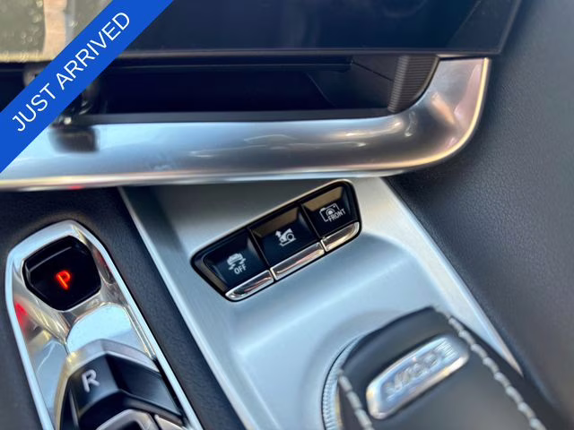 2021 Arctic White Chevrolet Corvette Stingray RWD Coupe