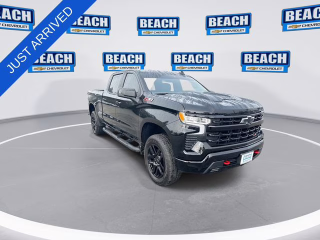 2025 Black Chevrolet Silverado 1500 LT Trail Boss 4X4 Truck