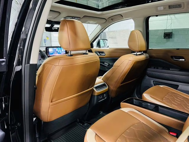 2026 Super Black Nissan Pathfinder Platinum FWD SUV