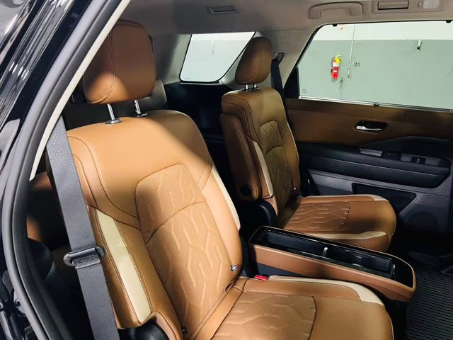 2026 Super Black Nissan Pathfinder Platinum FWD SUV