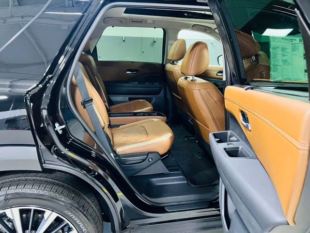 2026 Super Black Nissan Pathfinder Platinum FWD SUV