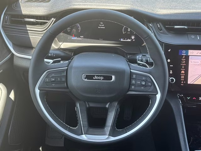 2026 Baltic Gray Metallic Clearcoat Jeep Grand Cherokee Limited 4X4 SUV