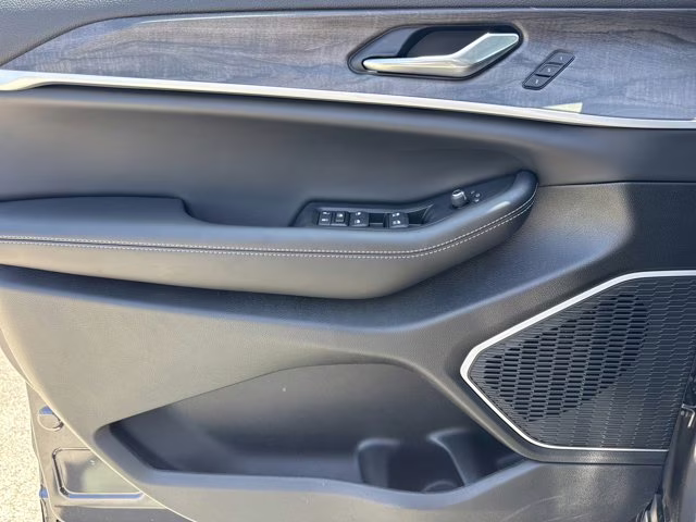 2026 Baltic Gray Metallic Clearcoat Jeep Grand Cherokee Limited 4X4 SUV