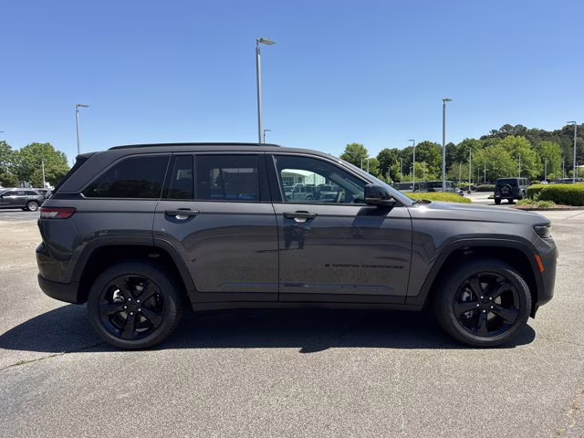 2026 Baltic Gray Metallic Clearcoat Jeep Grand Cherokee Limited 4X4 SUV