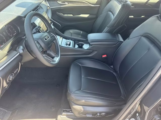 2026 Baltic Gray Metallic Clearcoat Jeep Grand Cherokee Limited 4X4 SUV