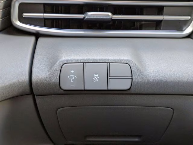 2025 Amazon Gray Hyundai Elantra SEL Convenience FWD Sedan