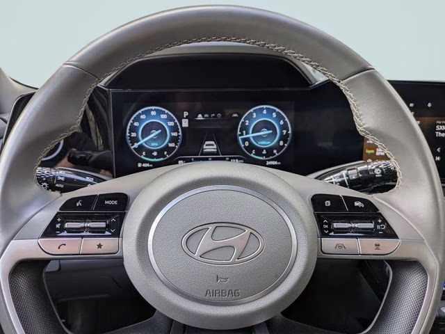 2025 Amazon Gray Hyundai Elantra SEL Convenience FWD Sedan