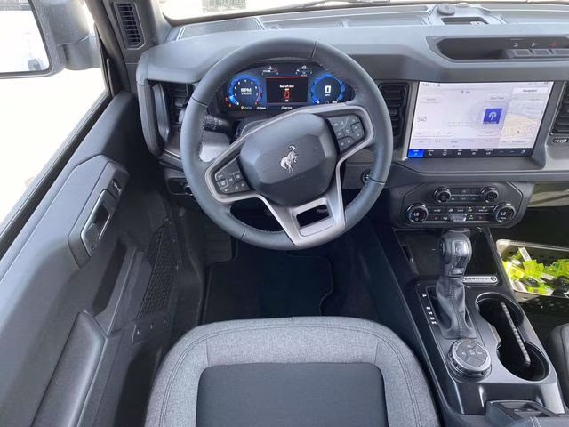 2026 Oxford White Ford Bronco Big Bend 4X4 SUV