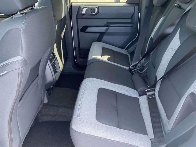 2026 Oxford White Ford Bronco Big Bend 4X4 SUV